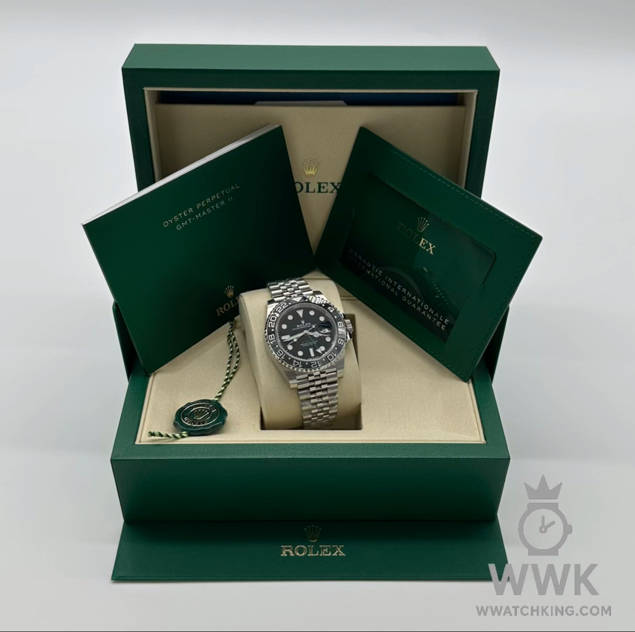 Rolex GMT Master II 'Bruce Wayne' | Ref. 126710GRNR | Jubilee | Full Set