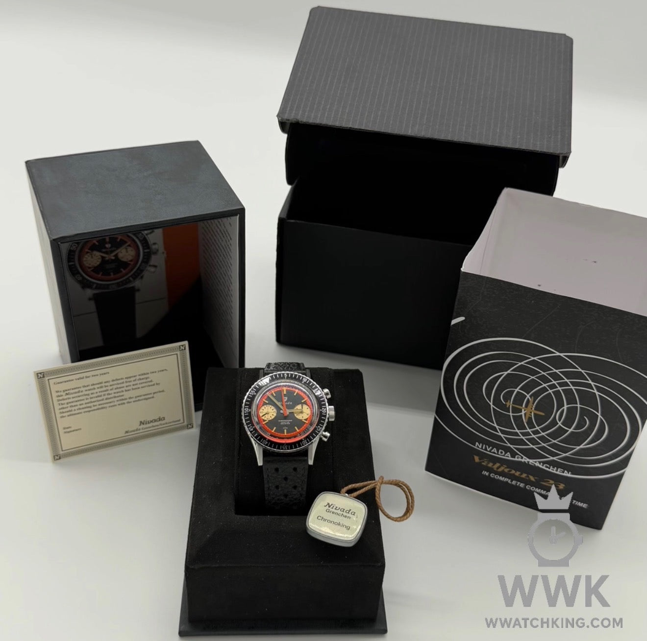 Nivada Grenchen 'ChronoKing Vintage Valjoux 23' | Ref. 32068A10 | Strap | Full Set