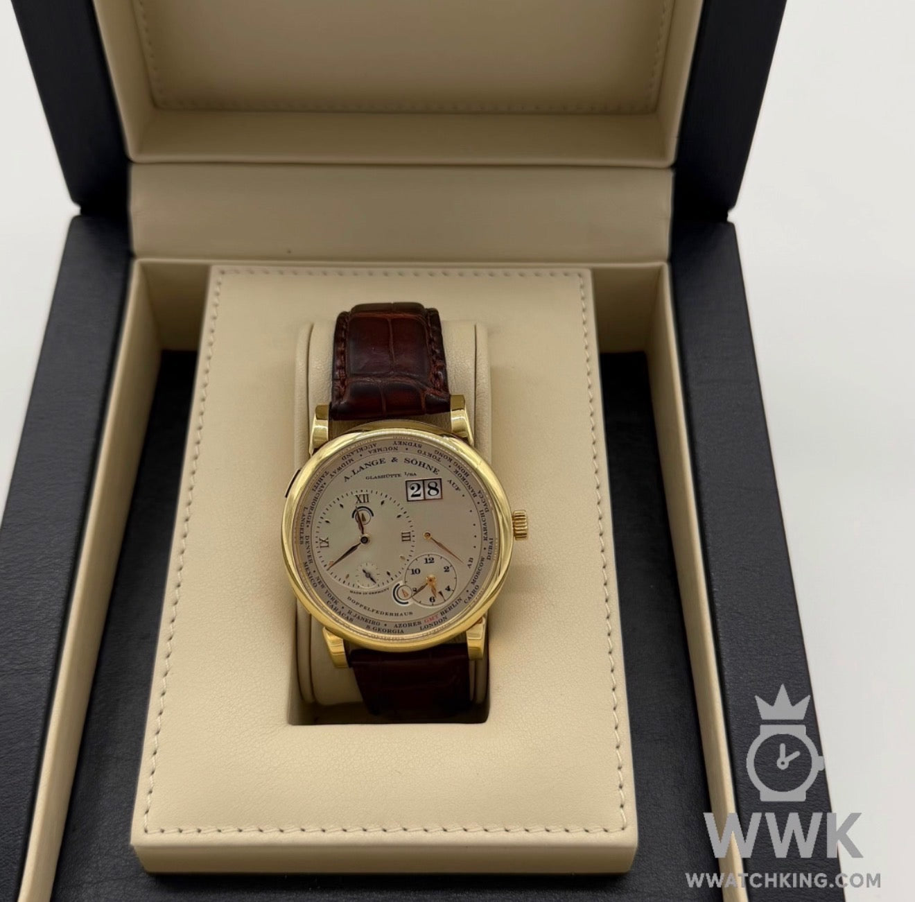 A. Lange & Söhne Lange 1 'Time Zone' | Ref. 116.021 | Gold | Full Set