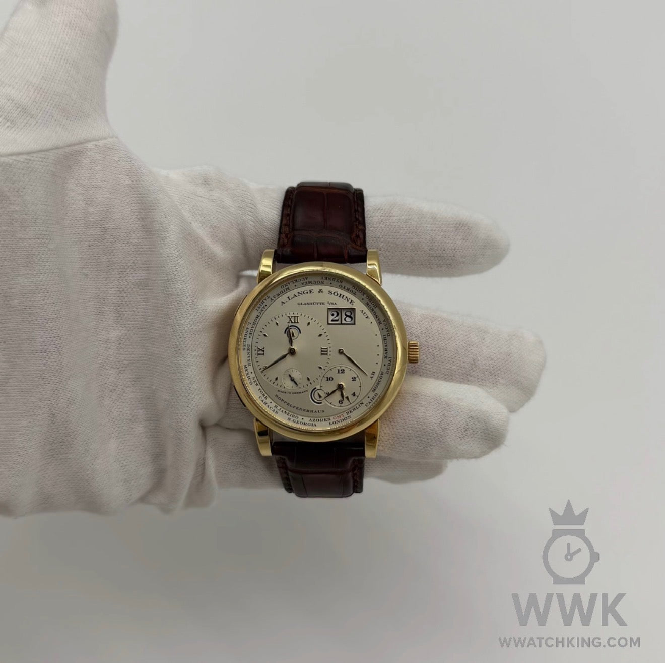 A. Lange & Söhne Lange 1 'Time Zone' | Ref. 116.021 | Gold | Full Set