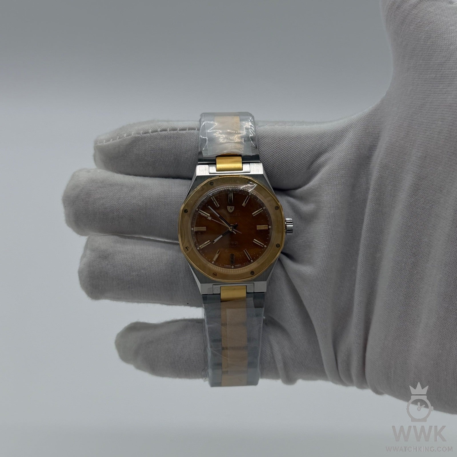 Nivada Grenchen F77 Tiger Eye Bicolor Mark 1 | Ref 68033A77 | Limited Edition